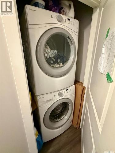 2260 Montreal Street, Regina, SK - Indoor Photo Showing Laundry Room