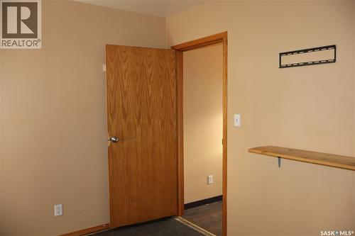 52 2Nd Avenue Ne, Swift Current, SK - Indoor Photo Showing Other Room