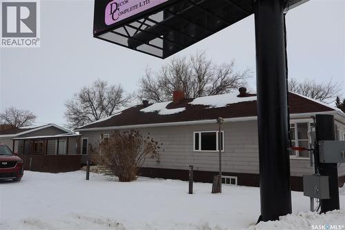 52 2Nd Avenue Ne, Swift Current, SK - Outdoor