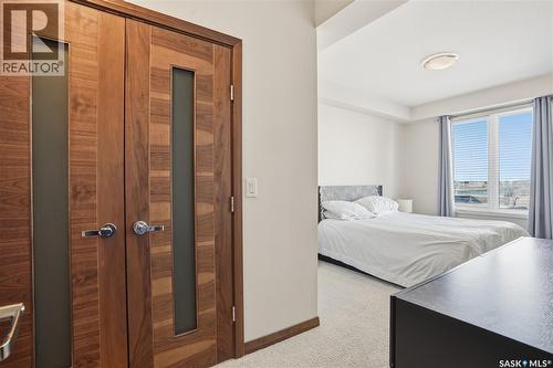 414 2101 Heseltine Road, Regina, SK - Indoor Photo Showing Bedroom