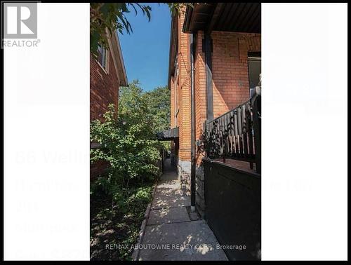 66 Wellington Street S, Hamilton, ON - Outdoor