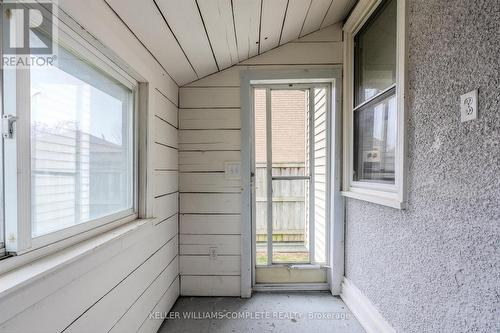 106 Eleanor Avenue, Hamilton, ON - Outdoor With Exterior