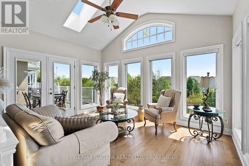 116 Sunrise Court, Fort Erie (Ridgeway), ON - Indoor Photo Showing Living Room