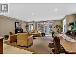 Amenity Room/Meeting Room - 