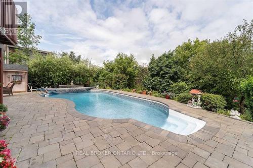 39 Pinebrook Circle, Caledon, ON 