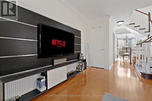 540 Delphine Drive, Burlington, ON - Indoor