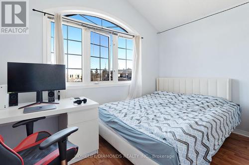 540 Delphine Drive, Burlington, ON - Indoor Photo Showing Bedroom