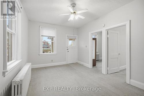 1105 Haig Boulevard, Mississauga, ON - Indoor Photo Showing Other Room