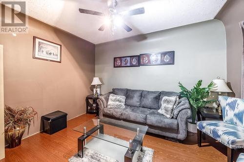 38 Algoma Ave, Sault Ste. Marie, ON - Indoor Photo Showing Living Room
