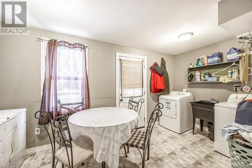 38 Algoma Ave, Sault Ste. Marie, ON - Indoor Photo Showing Laundry Room