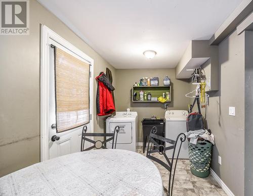 38 Algoma Ave, Sault Ste. Marie, ON - Indoor Photo Showing Laundry Room