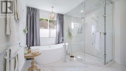 327 Richmeadow Road, London North (North M), ON - Indoor Photo Showing Bathroom