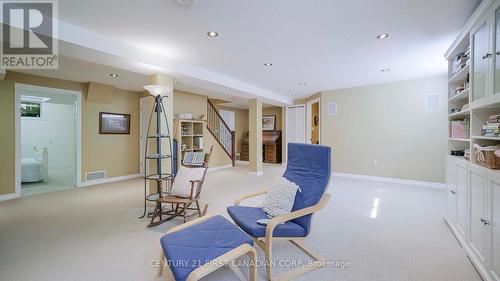 327 Richmeadow Road, London North (North M), ON - Indoor