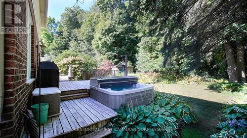 327 Richmeadow Road, London North (North M), ON - Outdoor