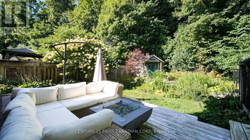 327 Richmeadow Road, London North (North M), ON - Outdoor With Deck Patio Veranda