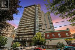 1604 - 255 BAY STREET  Ottawa, ON K1R 0C5