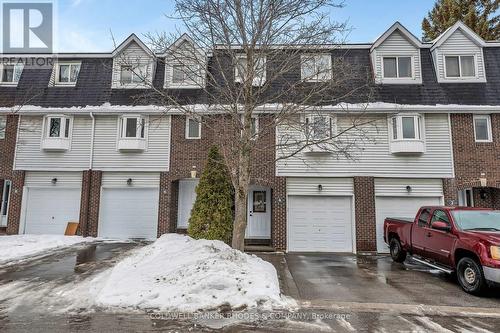 4 ALMOND LANE  Ottawa, ON K2L 3T2