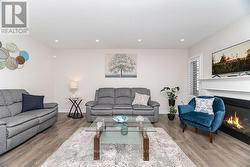 290 BEASLEY TERRACE S  Milton, ON L9E 1C5