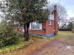 5 Maple Street  Sault Ste. Marie, ON P6B 2H6