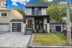 853 SAMMON AVENUE  Toronto (Woodbine-Lumsden), ON M4C 2E9