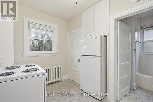 1105 Haig Boulevard, Mississauga, ON - Indoor