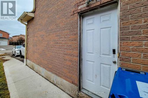 5213 Palomar Crescent, Mississauga, ON - Outdoor With Exterior