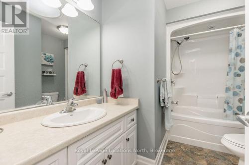 47 Clover Crescent, Wasaga Beach, ON - Indoor Photo Showing Bathroom