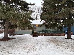 317 Hossack Avenue  Killarney, MB R0K 1G0