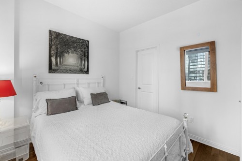 Bedroom - 2108-1200 Rue St-Jacques, Montréal (Ville-Marie), QC - Indoor Photo Showing Bedroom