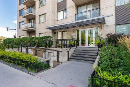 Front of Structure - 2108-1200 Rue St-Jacques, Montréal (Ville-Marie), QC - Outdoor
