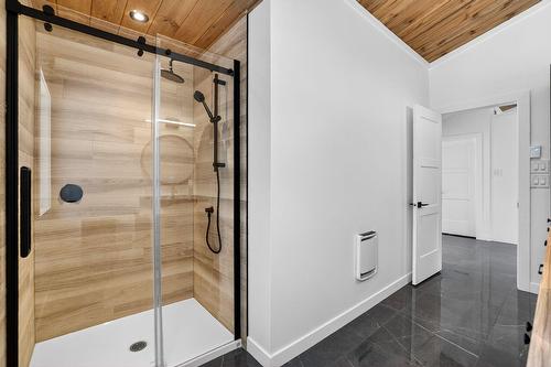 Salle de bains - 140 Ch. De L'Altitude, Saint-Côme, QC - Indoor Photo Showing Bathroom