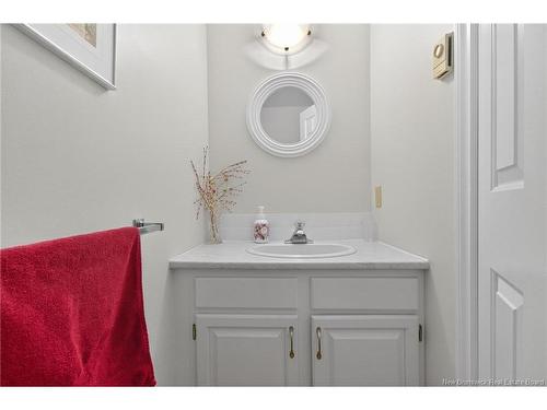 2-707 Laurier St, Dieppe, NB 