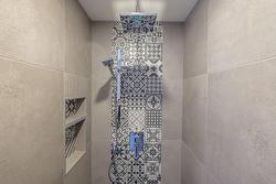 Salle de bains attenante à la CCP - 