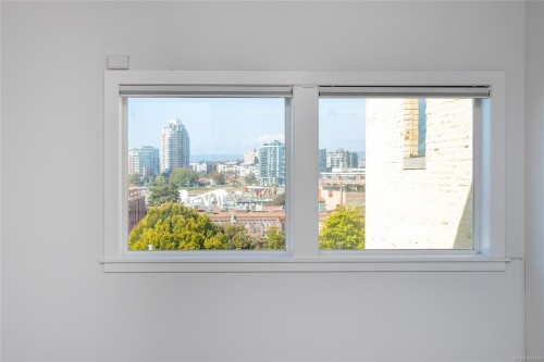 323-599 Pandora Ave, Victoria, BC - Indoor Photo Showing Other Room