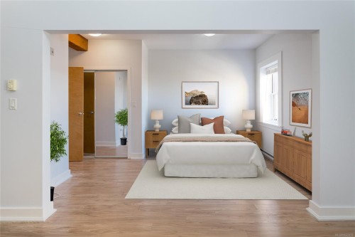 323-599 Pandora Ave, Victoria, BC - Indoor Photo Showing Bedroom