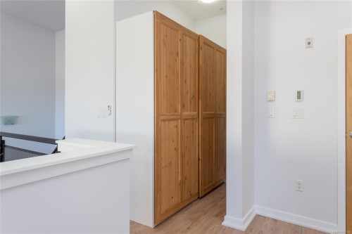 323-599 Pandora Ave, Victoria, BC - Indoor Photo Showing Other Room