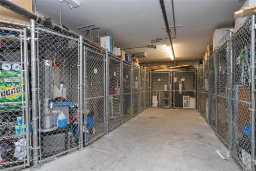 323-599 Pandora Ave, Victoria, BC - Indoor With Storage