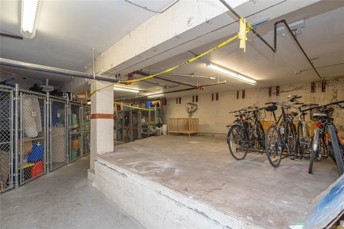 323-599 Pandora Ave, Victoria, BC - Indoor