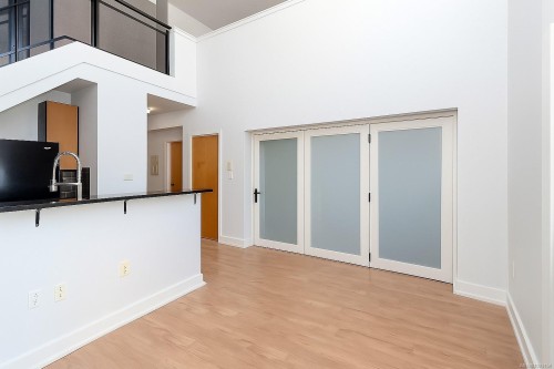 323-599 Pandora Ave, Victoria, BC - Indoor Photo Showing Other Room