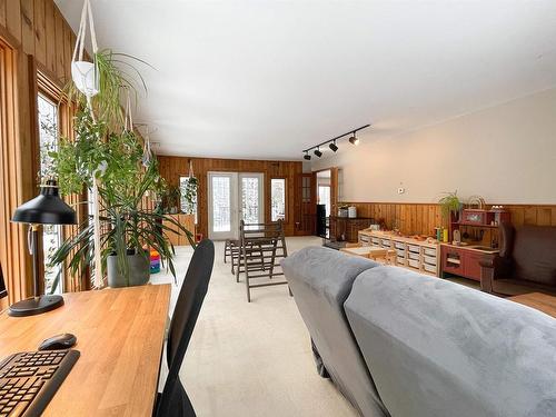 6 Beech Cresent, Ear Falls, ON - Indoor