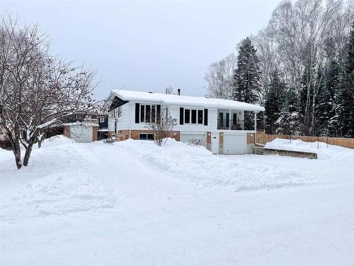 6 Beech Cresent, Ear Falls, ON - Outdoor