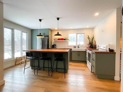 6 Beech Cresent, Ear Falls, ON - Indoor Photo Showing Kitchen