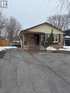 MAIN FLOOR - 381 TAYLOR MILLS DRIVE  Richmond Hill, ON L4C 2V1