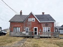 16/18 Foundry Street Street  Glace Bay, NS B1A 2X3