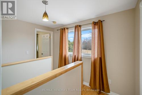 415 Riverside Drive, Welland (Broadway), ON - Indoor Photo Showing Other Room