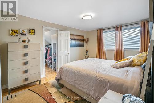 415 Riverside Drive, Welland (Broadway), ON - Indoor Photo Showing Bedroom