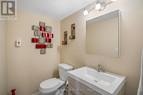 415 Riverside Drive, Welland (Broadway), ON - Indoor Photo Showing Bathroom