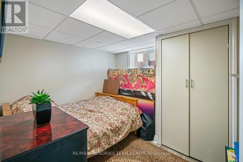415 Riverside Drive, Welland (Broadway), ON - Indoor Photo Showing Bedroom