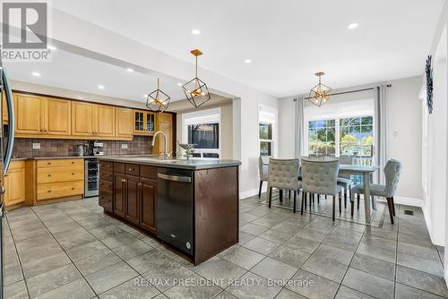 6200 Osprey Boulevard, Mississauga, ON - Indoor