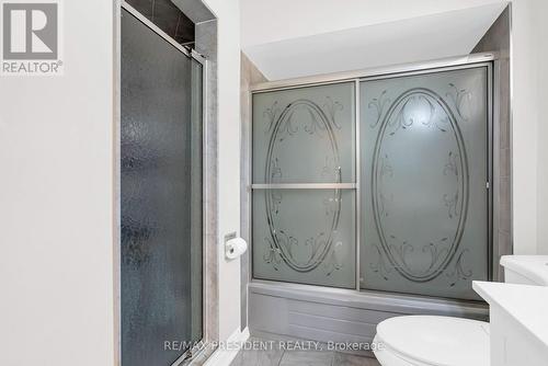 6200 Osprey Boulevard, Mississauga, ON - Indoor Photo Showing Bathroom